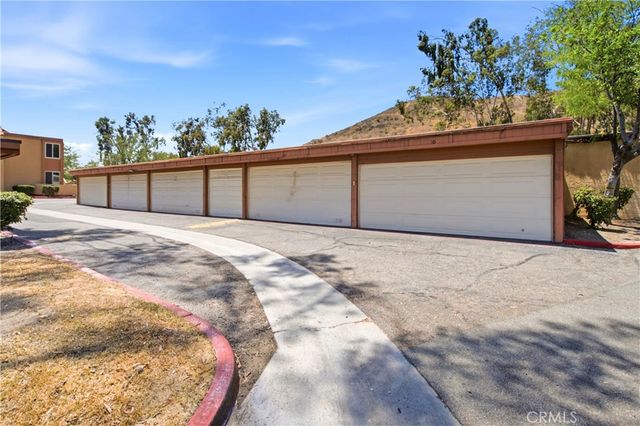 1500 West Edgehill Road 20, San Bernardino, CA 92405