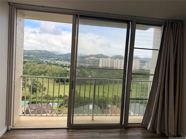 949 Ala Nanala Street 1202, Honolulu, HI 96818