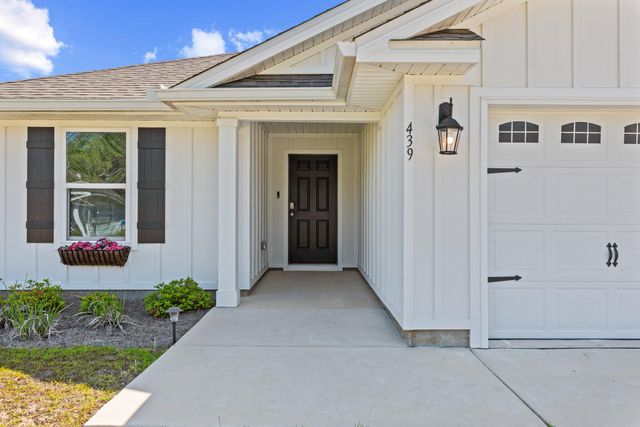 439 Sweet Blossom, Freeport, FL 32439