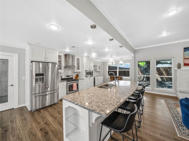 3115 Walnut Hill Lane, Dallas, TX 75229