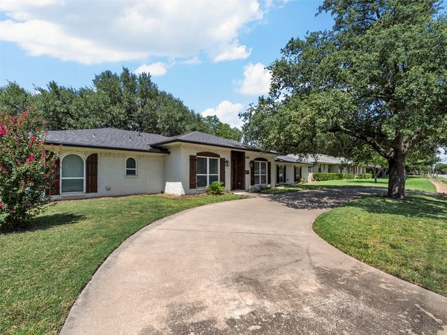 3115 Walnut Hill Lane, Dallas, TX 75229