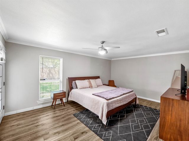 3115 Walnut Hill Lane, Dallas, TX 75229