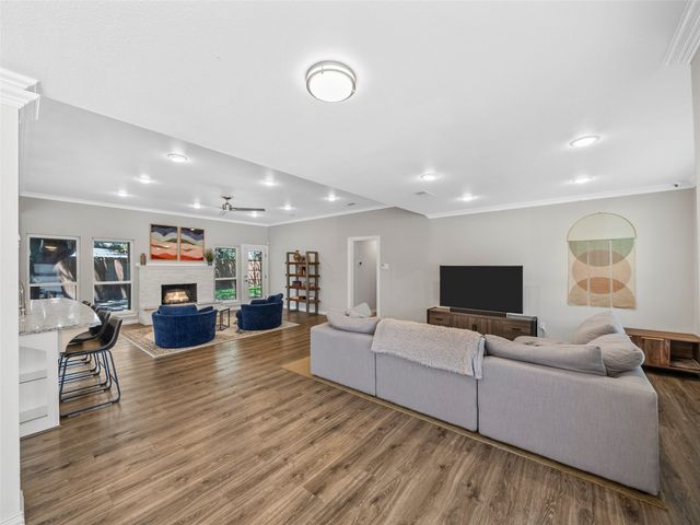 3115 Walnut Hill Lane, Dallas, TX 75229