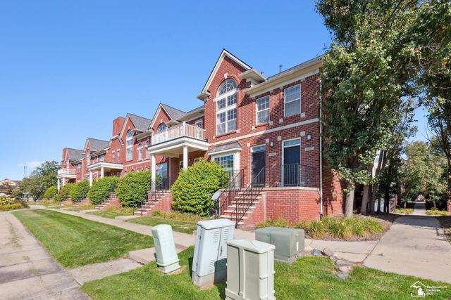 3237 Newbury Place, Troy, MI 48084