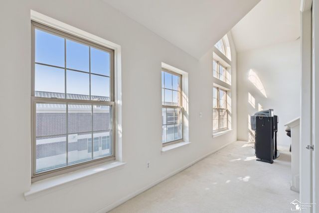 3237 Newbury Place, Troy, MI 48084