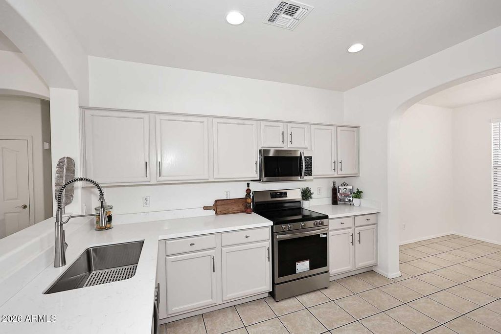 3366 E PACKARD Drive, Gilbert, AZ 85298 — photo 5