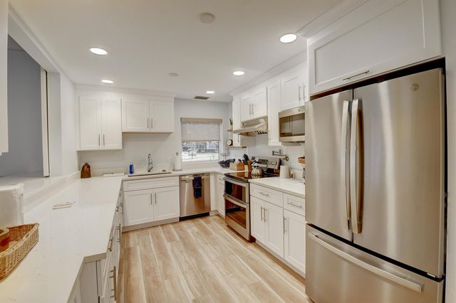 2809 Florida Boulevard 408, Delray Beach, FL 33483