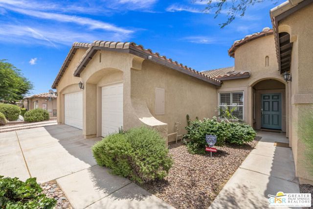 827 Alta Ridge, Palm Springs, CA 92262