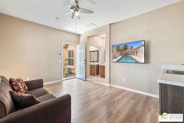 827 Alta Ridge, Palm Springs, CA 92262