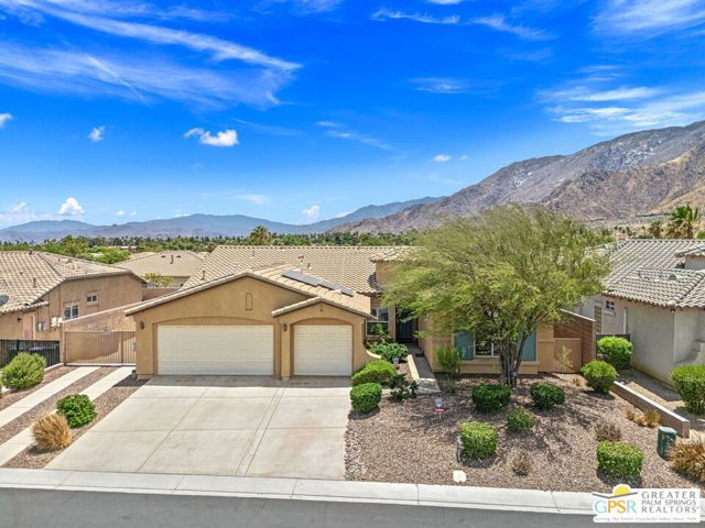 827 Alta Ridge, Palm Springs, CA 92262