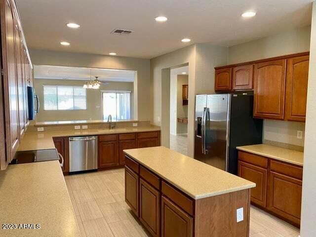 654 W Desert Mountain Drive, San Tan Valley, AZ 85143