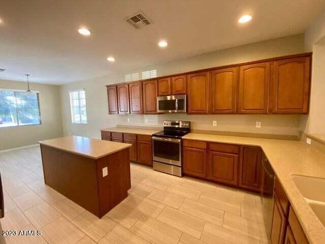 654 W Desert Mountain Drive, San Tan Valley, AZ 85143