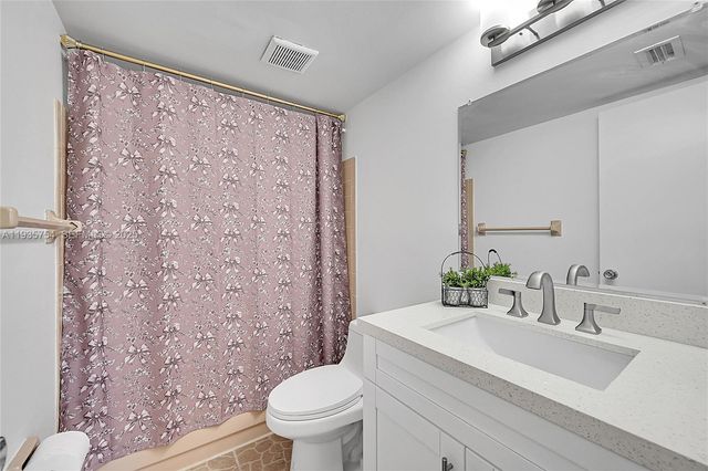 7305 NW 4th Pl 202, Margate, FL 33063