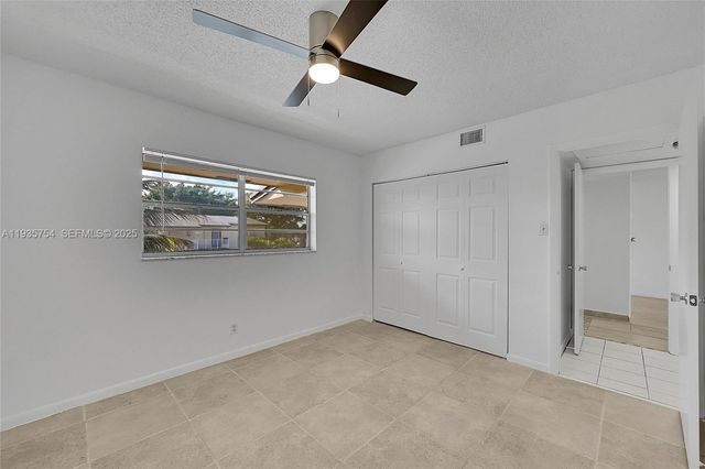 7305 NW 4th Pl 202, Margate, FL 33063