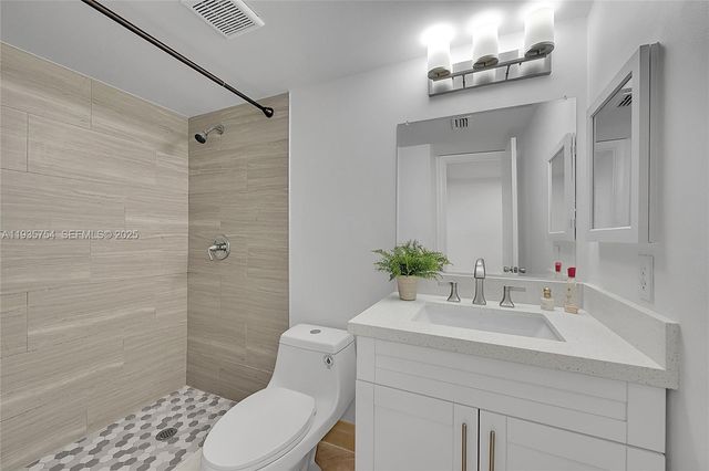 7305 NW 4th Pl 202, Margate, FL 33063