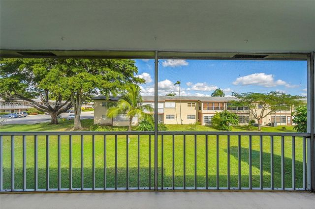 7305 NW 4th Pl 202, Margate, FL 33063