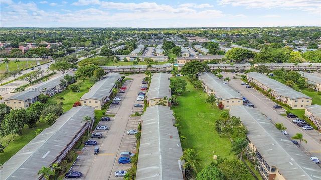 7305 NW 4th Pl 202, Margate, FL 33063