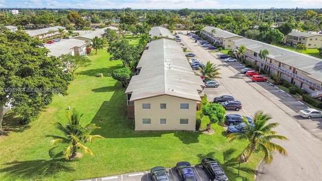 7305 NW 4th Pl 202, Margate, FL 33063