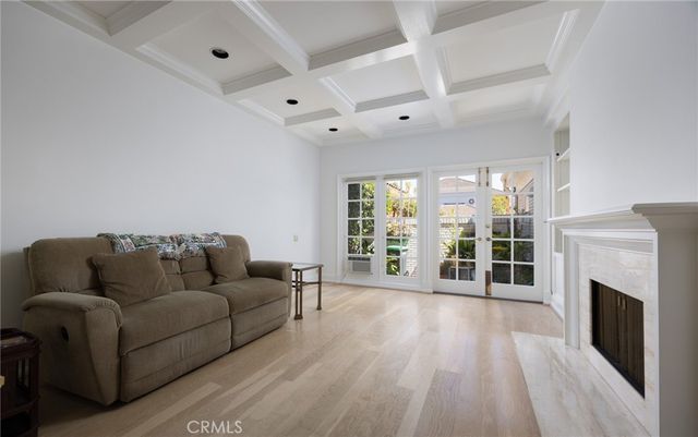 2 Chatham Court, Newport Beach, CA 92660