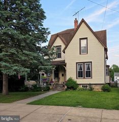 334 WASHINGTON AVE, Downingtown, PA 19335