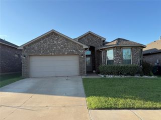 11325 SW 33rd Terrace, Yukon, OK 73099