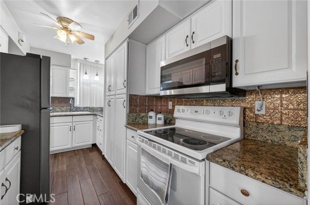 6979 Palm Court 146N, Riverside, CA 92506