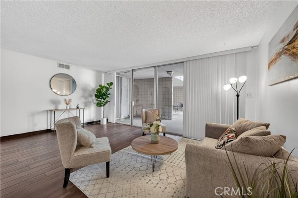 6979 Palm Court 146N, Riverside, CA 92506