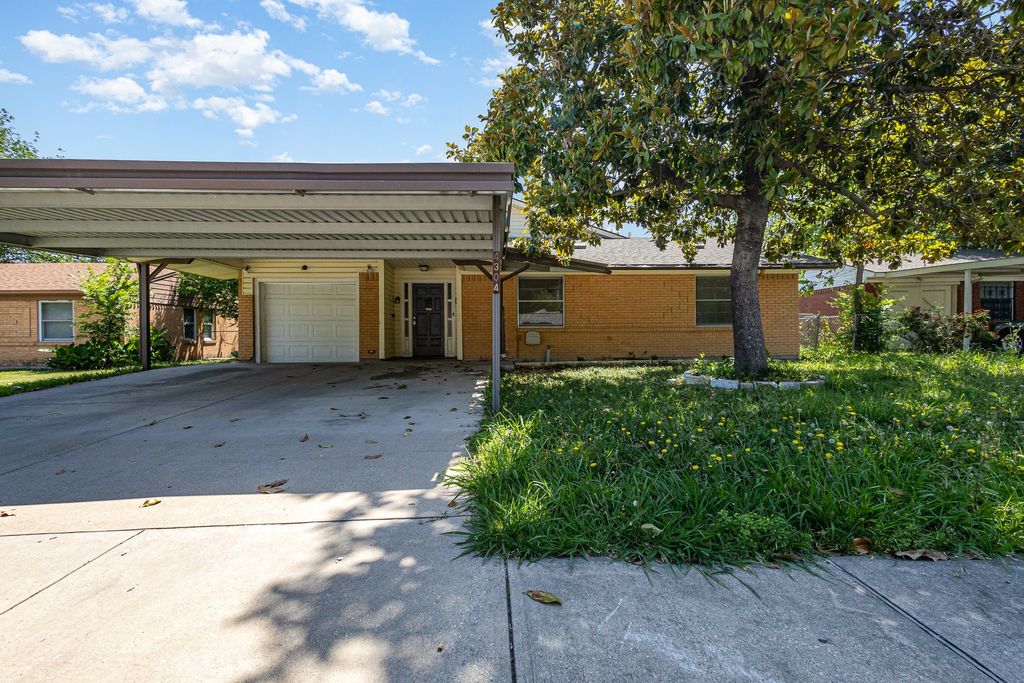 4304 Harvey Drive, Mesquite, TX 75150