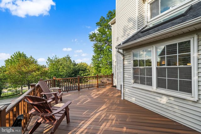 2100 HUTCHISON GROVE CT, Falls Church, VA 22043