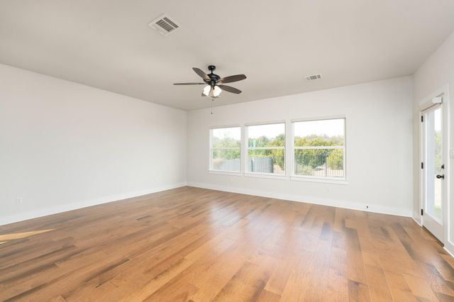 705 Wagon Spoke WAY, Liberty Hill, TX 78642