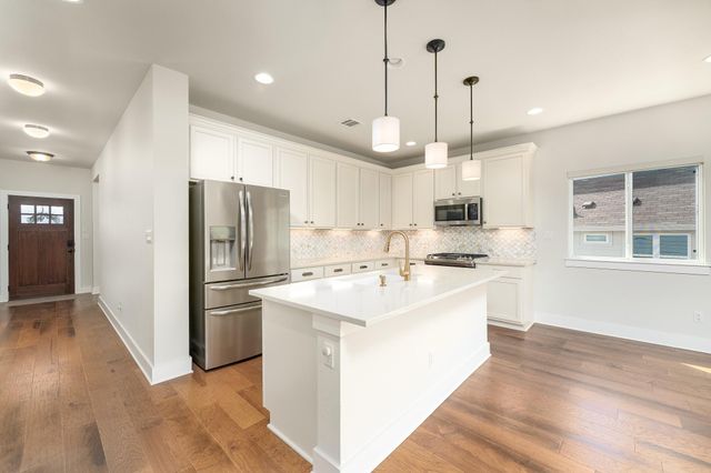 705 Wagon Spoke WAY, Liberty Hill, TX 78642