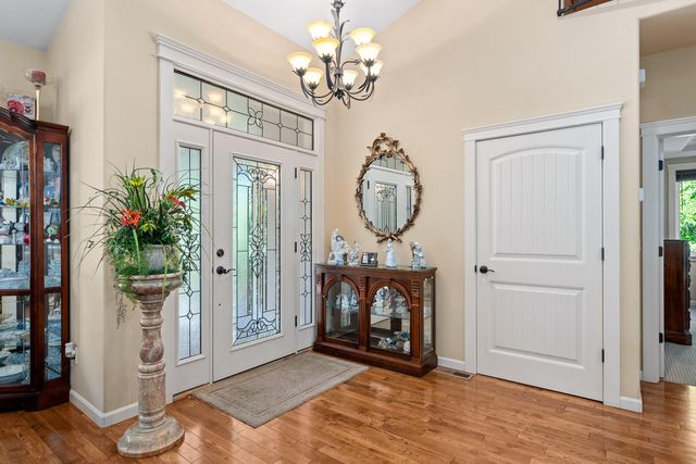 1260 Pinecrest Drive, Grants Pass, OR 97526