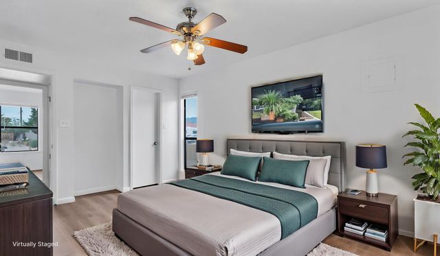 112 Hilton Avenue NW, Albuquerque, NM 87107