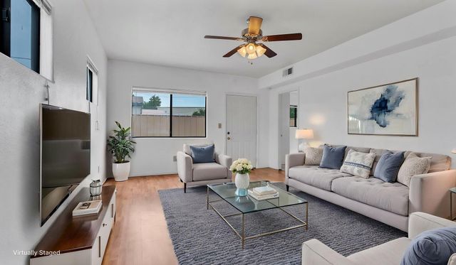 112 Hilton Avenue NW, Albuquerque, NM 87107