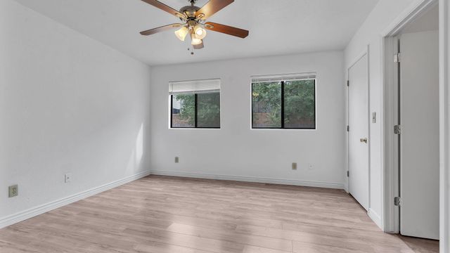 112 Hilton Avenue NW, Albuquerque, NM 87107