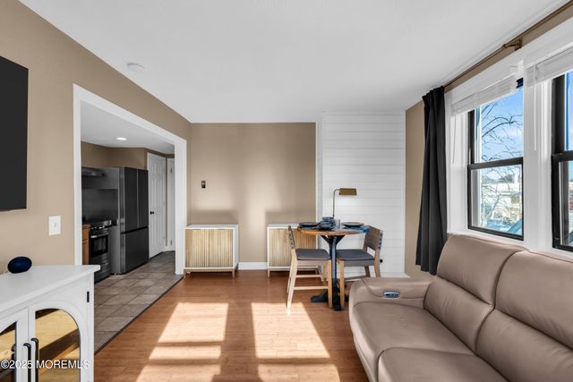 17 Leroy Place 2B, Red Bank, NJ 07701