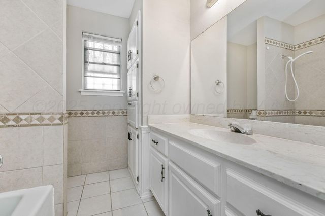 7504 ELMHURST Drive, Amarillo, TX 79121