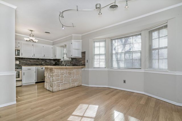 7504 ELMHURST Drive, Amarillo, TX 79121