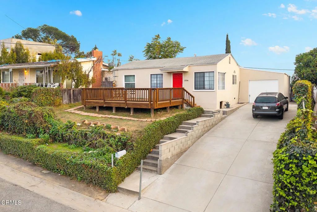 3754 Dwiggins Street, Los Angeles, CA 90063