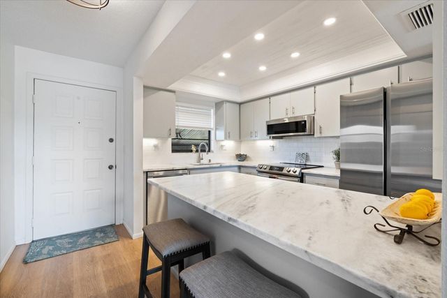 925 CAPRI ISLES BOULEVARD 4, Venice, FL 34292