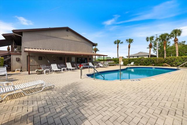 925 CAPRI ISLES BOULEVARD 4, Venice, FL 34292