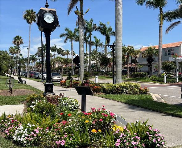 925 CAPRI ISLES BOULEVARD 4, Venice, FL 34292