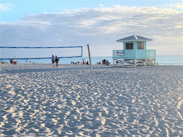 925 CAPRI ISLES BOULEVARD 4, Venice, FL 34292