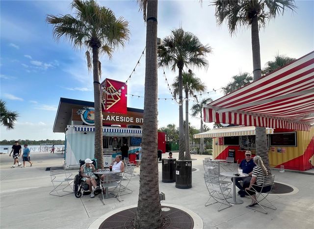 925 CAPRI ISLES BOULEVARD 4, Venice, FL 34292