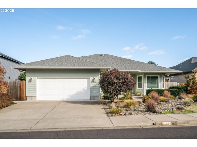 1176 UNITY Dr, Junction City, OR 97448