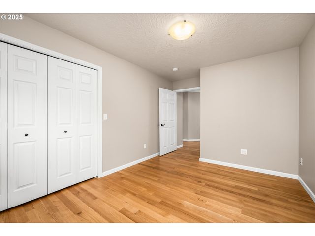 1176 UNITY Dr, Junction City, OR 97448