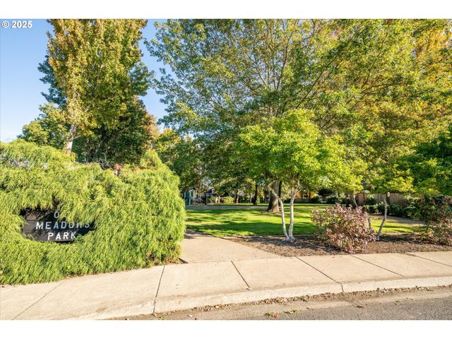 1176 UNITY Dr, Junction City, OR 97448