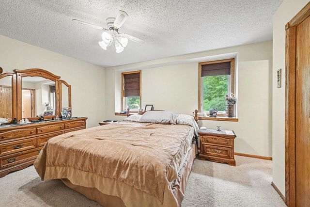 20966 Davenport Street NE, Cedar, MN 55011