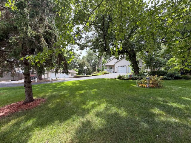 20966 Davenport Street NE, Cedar, MN 55011