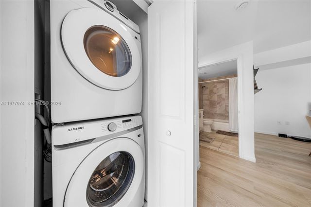 7910 Harbor Island Dr 901, North Bay Village, FL 33141